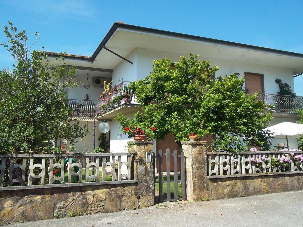 Appartamento Da Benito & Renza 루카 객실 사진
